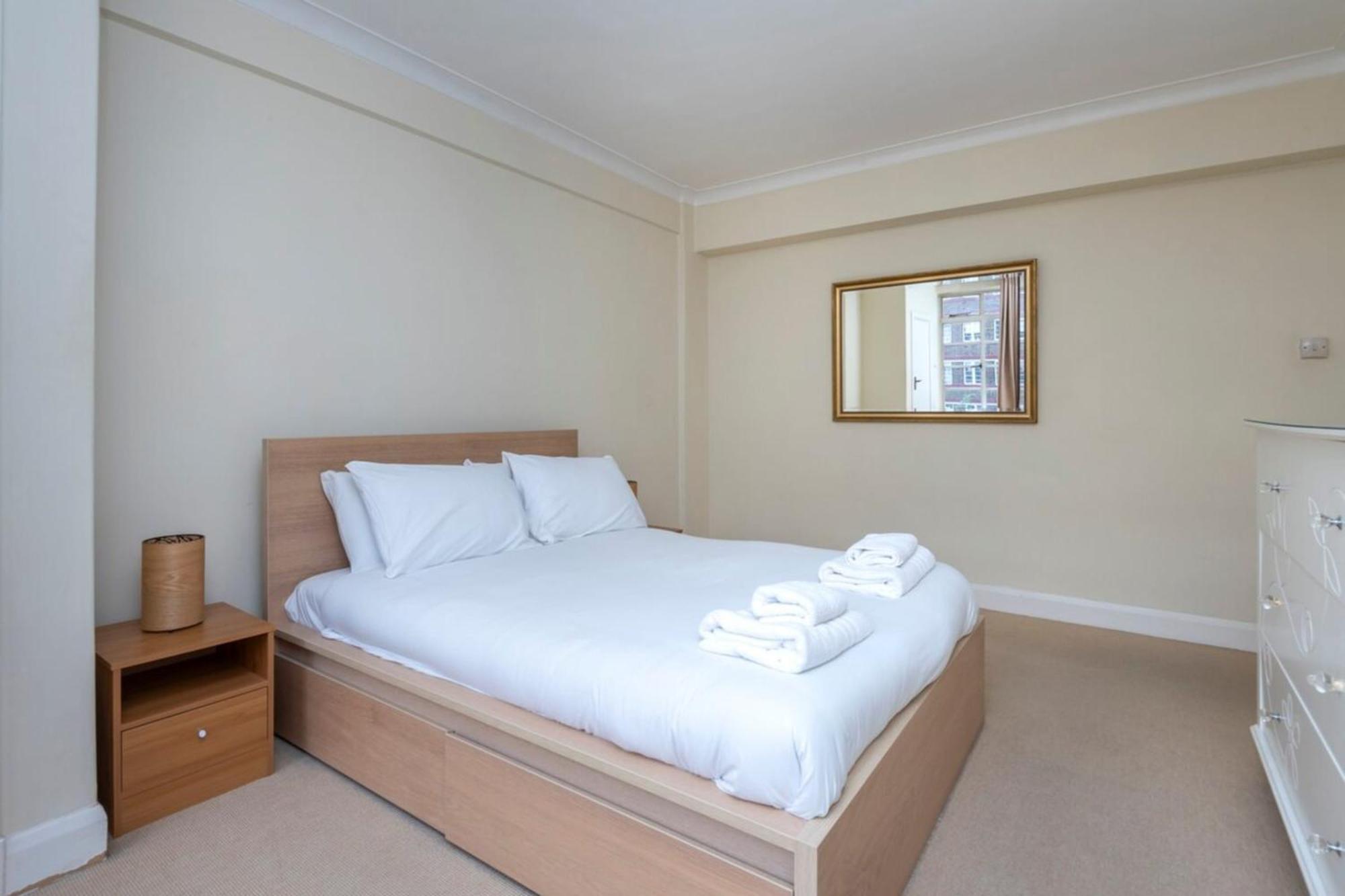 Unique 1-bed In Vibrant Balham Londra