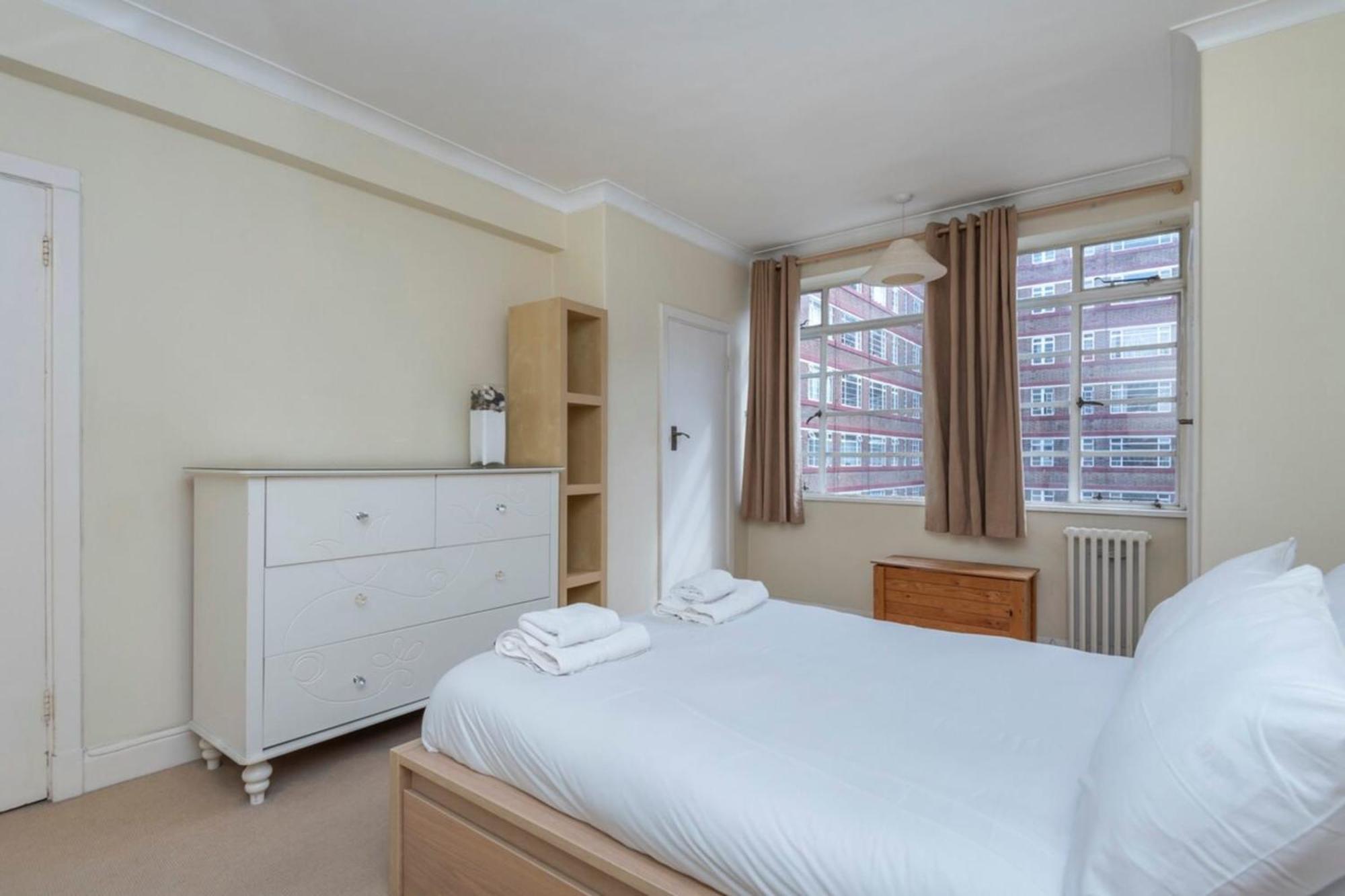 Unique 1-bed In Vibrant Balham Londra